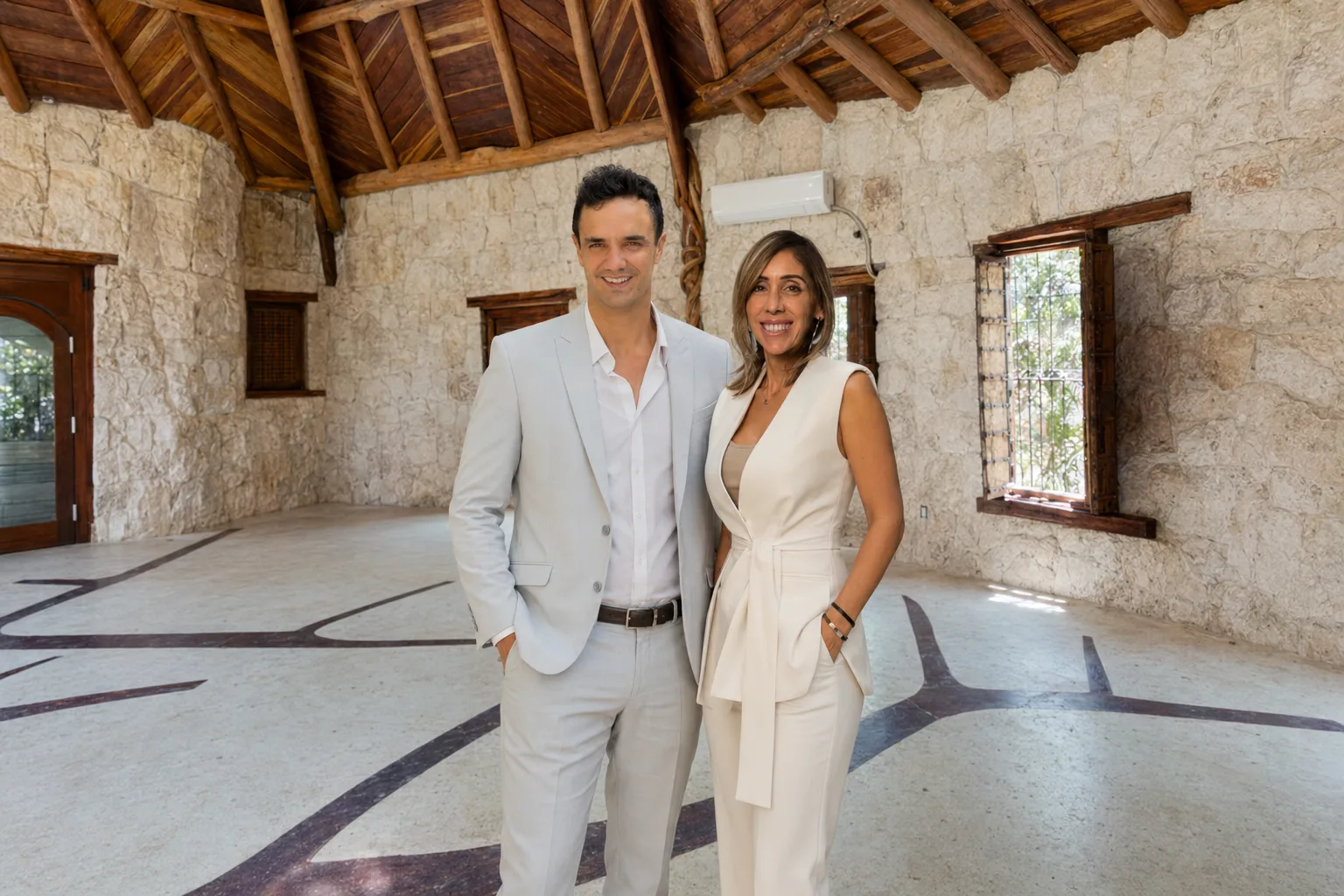 Recorrido de asesores de Tsalach Real Estate en Kuha Wellness Community